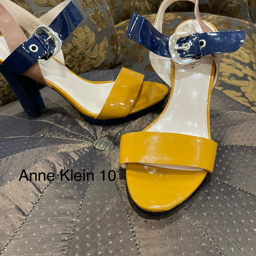 Anne Klein summer sandal